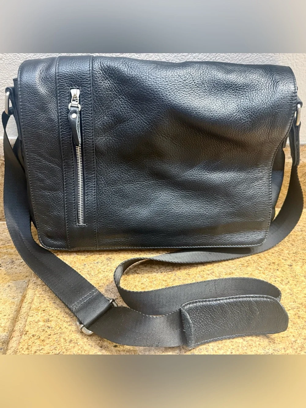 Emanuel Genuine Leather Messenger Bag Black Crossbody Laptop Travel Hand Made